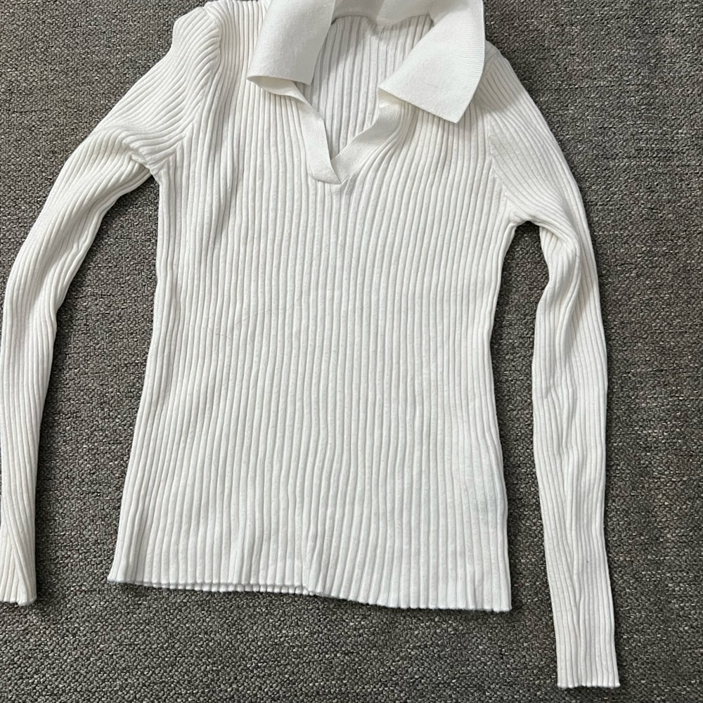 White Ribbed Long Sleeve Top